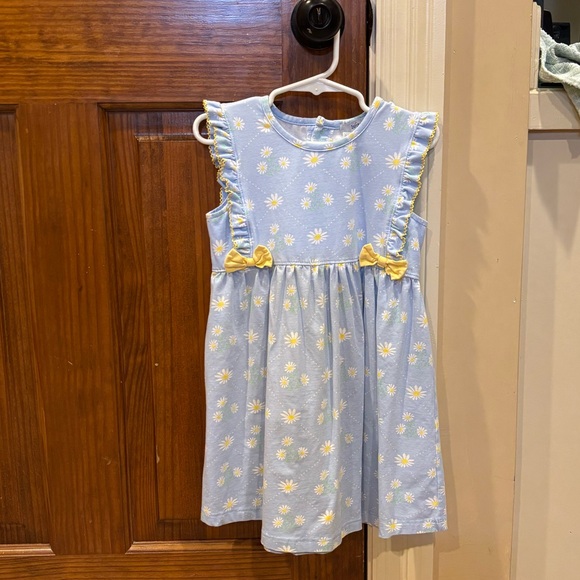 Ishtex Other - Ishtex Baby Blue Daisy Floral Dress with Yellow Accents (Size: 4)